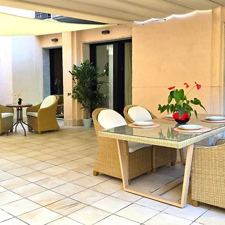 Nexthome Chill Out & Pool Center Apartamento *