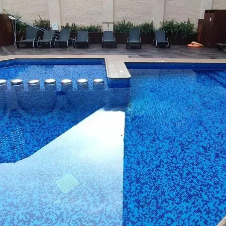 Nexthome Chill Out & Pool Center * Lloret de Mar
